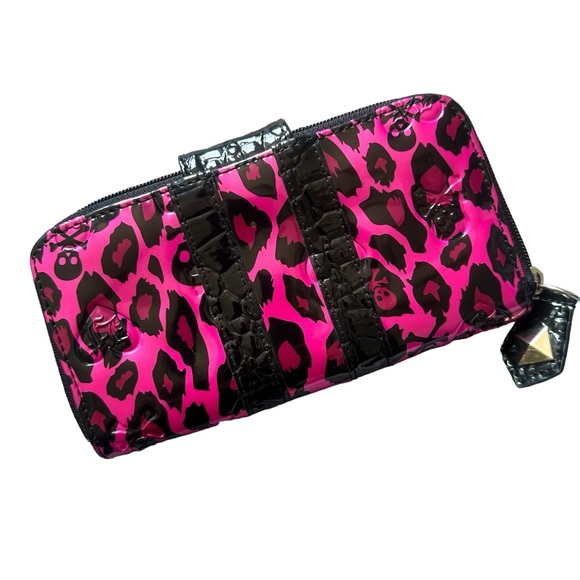 ☠️Loungefly Cheeta & Skull Wallet☠️ - Picture 5 of 10